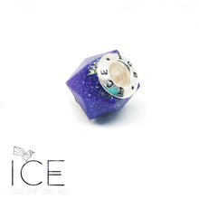.Faceted Square Charm Bead.