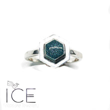 Florence - In Sterling Silver With Plain Band